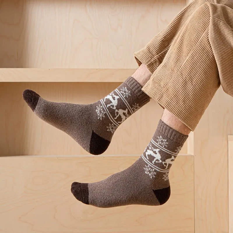 5 Pairs of Snowflake Elk Print Cotton Crew Socks