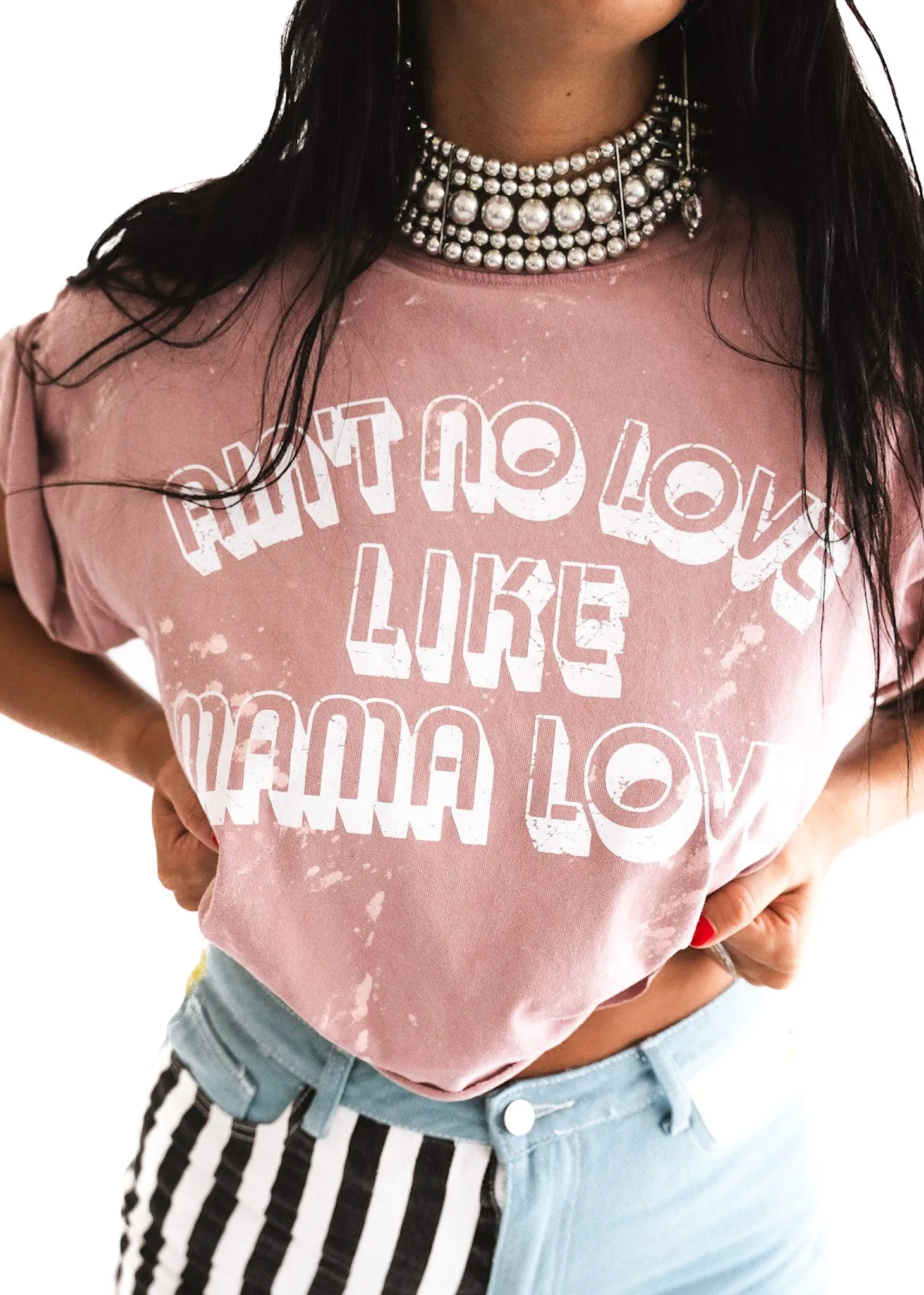 AIN'T NO LOVE LIKE MAMA LOVE BLEACHED OUT SIDE SLIT TEE