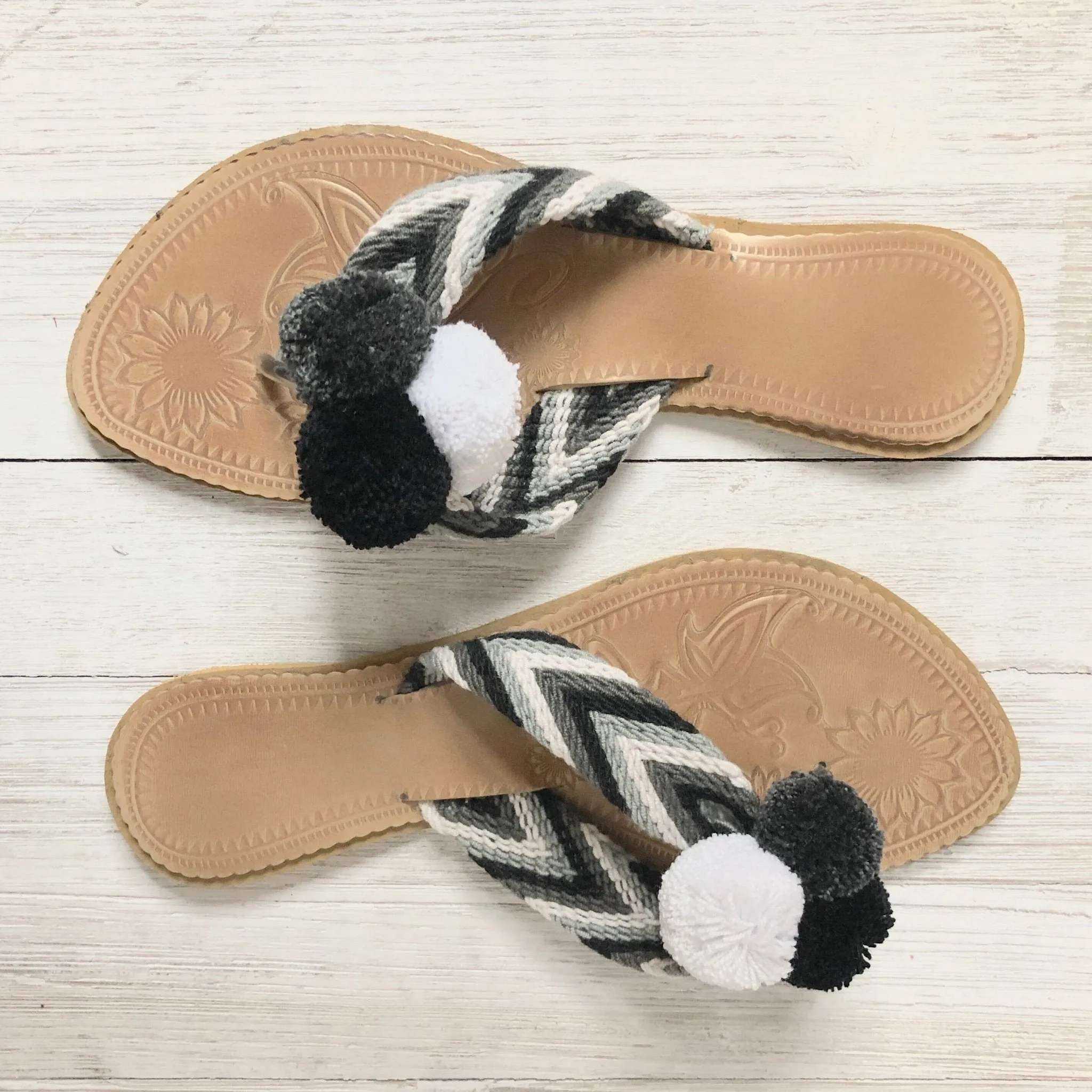 Black & White Pom Pom Sandals - Summer Flip Flops SWP013