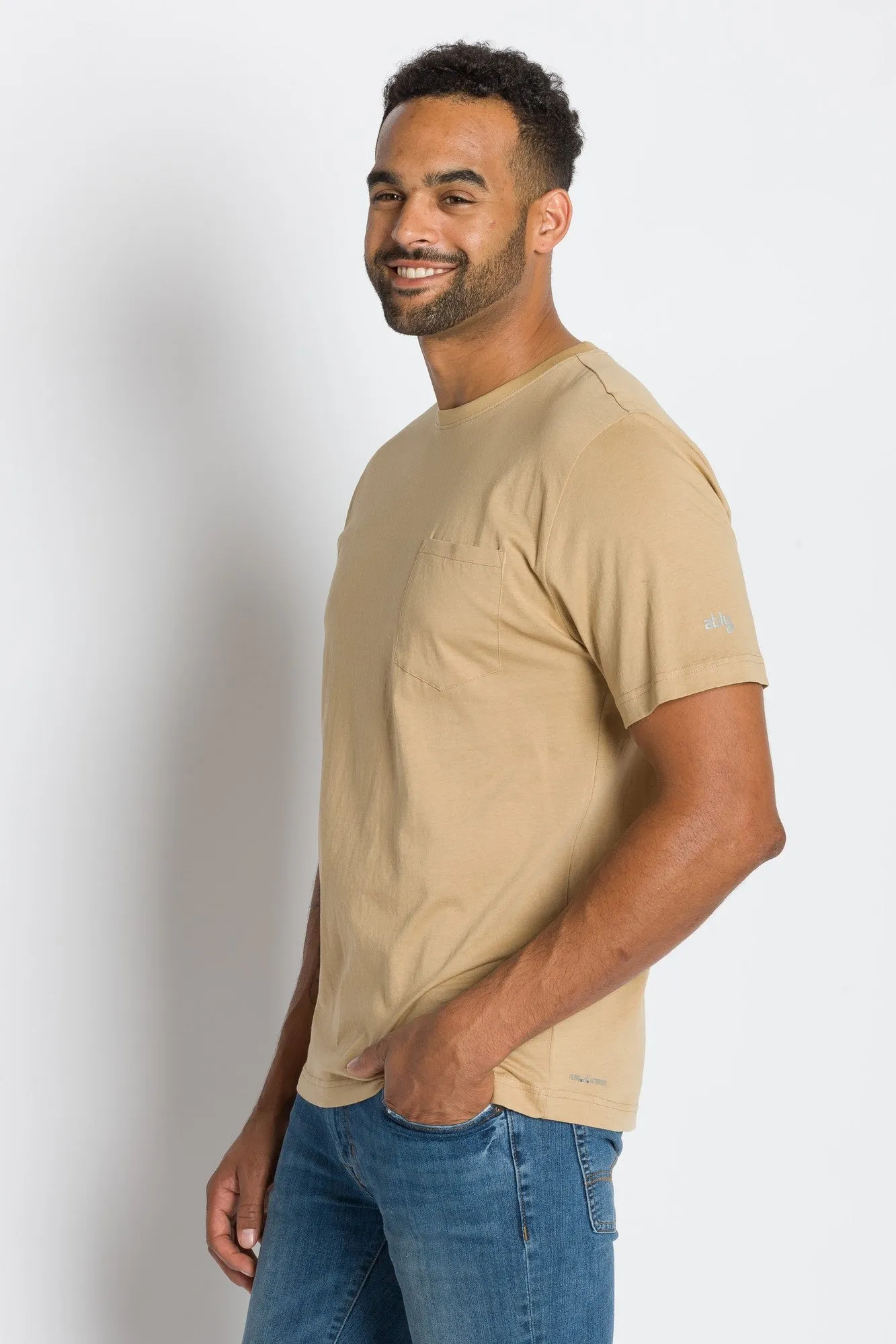 Bradley | Men's Anti-Stain Crew Neck Pocket Tee