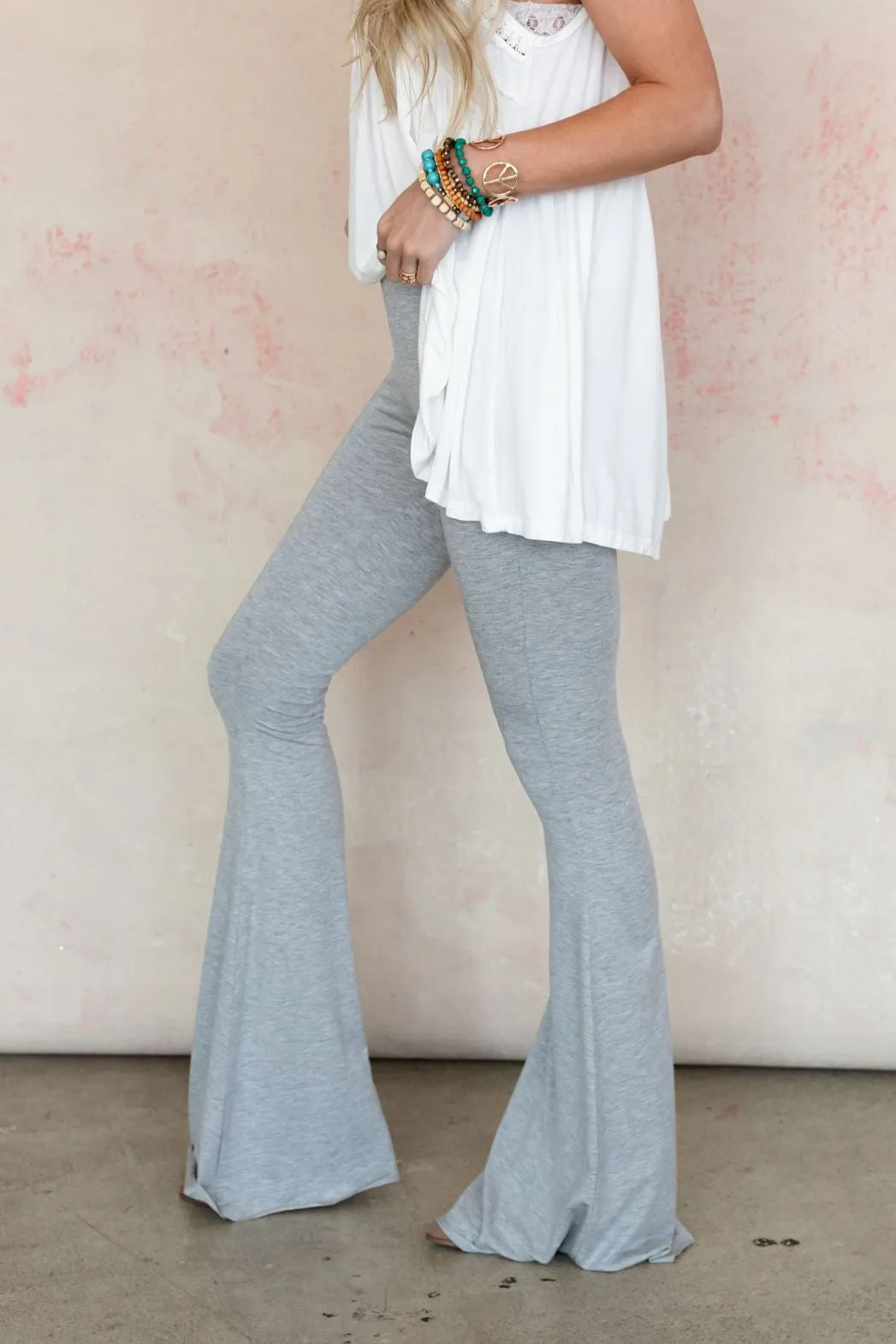 Cher Solid Raw Edge Flare Pant - Heather Gray