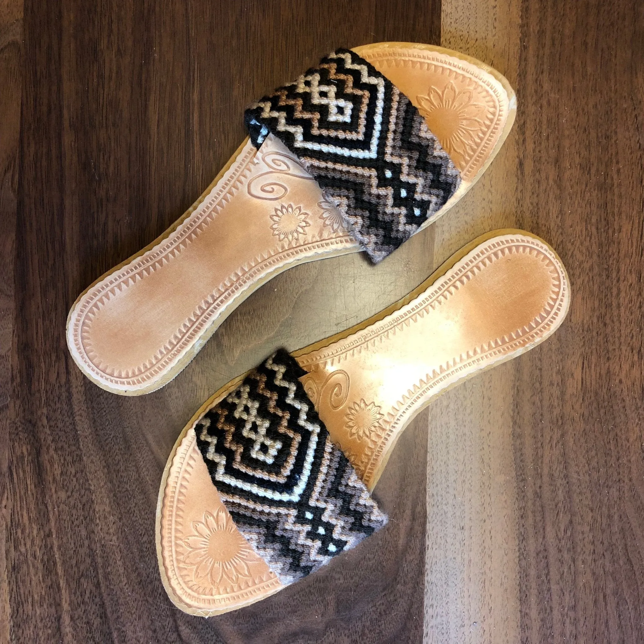 Cute Summer Sandals - Pretty Brown