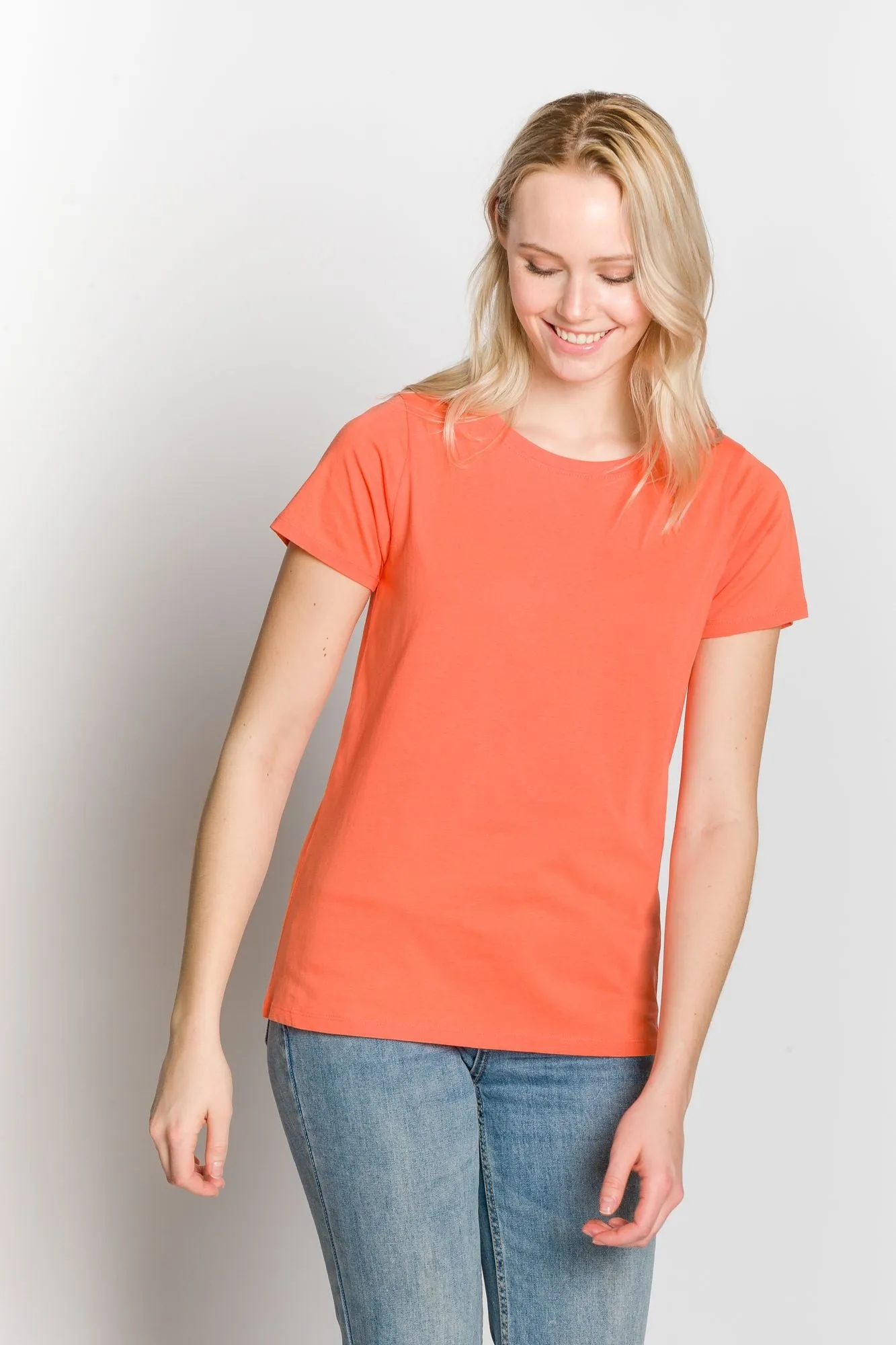 Daffodil | Women's Anti-Stain Pocket-less Tee