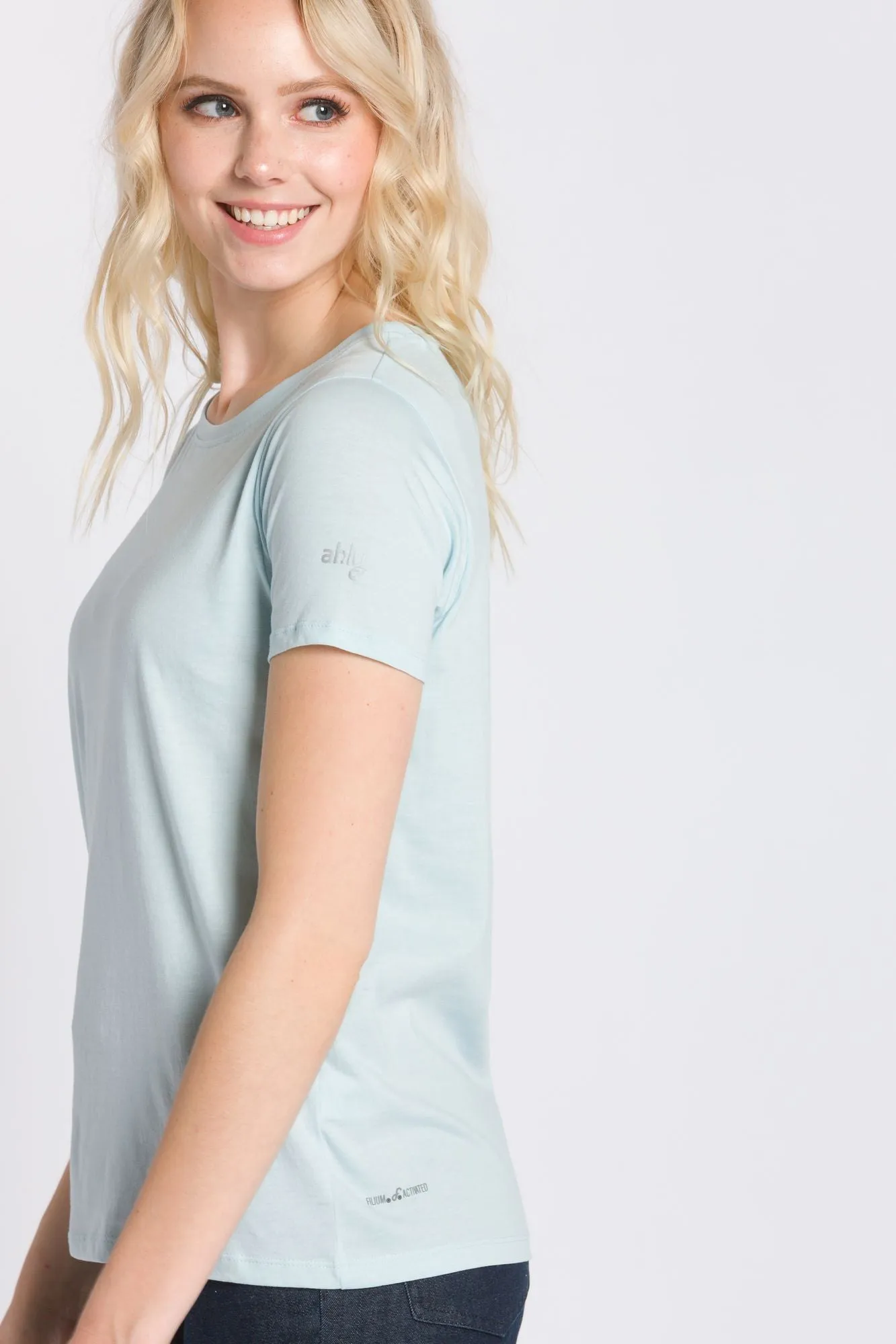 Daffodil | Women's Anti-Stain Pocket-less Tee