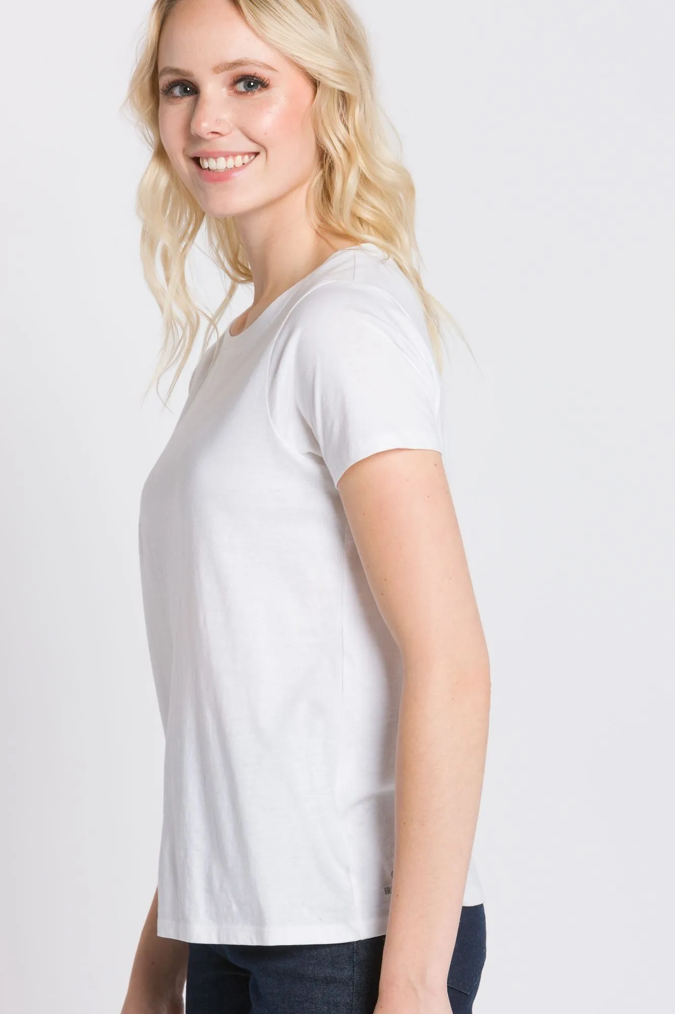 Daffodil | Women's Anti-Stain Pocket-less Tee