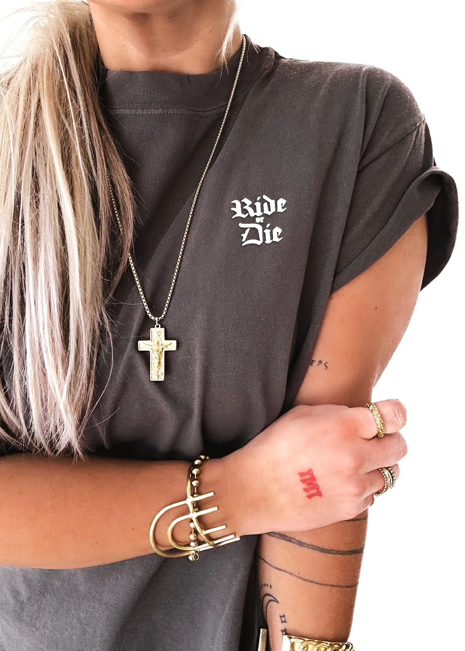 GOTHIC RIDE OR DIE SIDE SLIT TEE