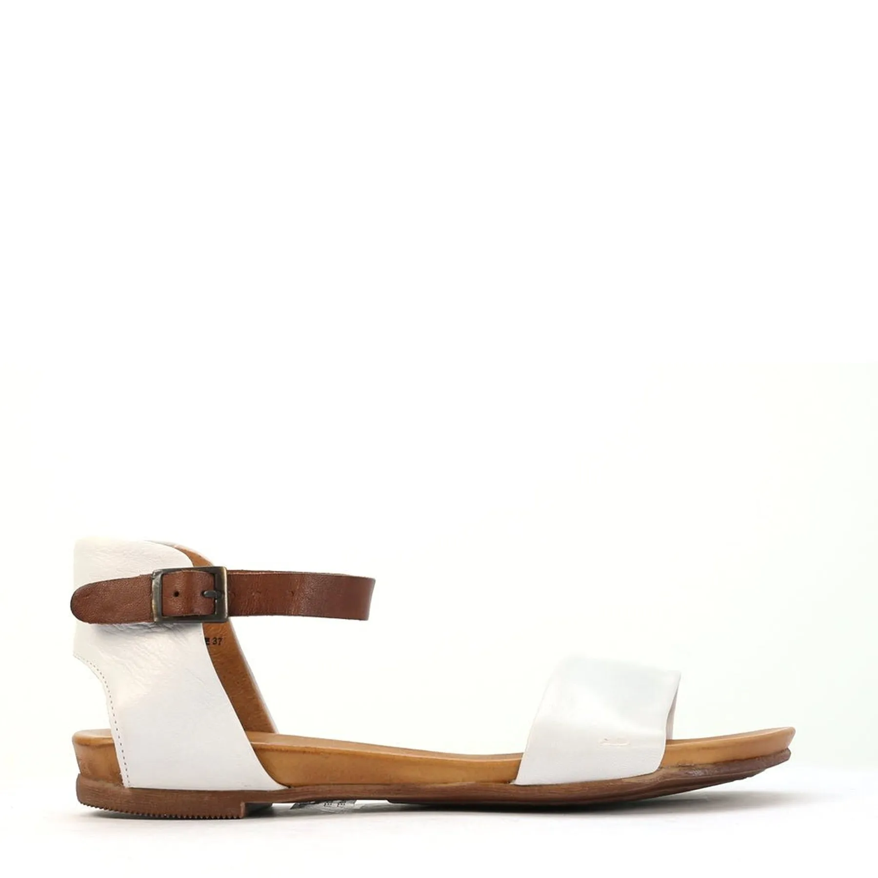 LARNA LEATHER SANDAL