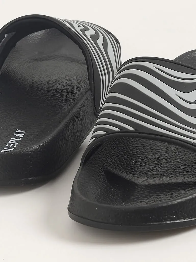 SOLEPLAY Black Patterned Slides