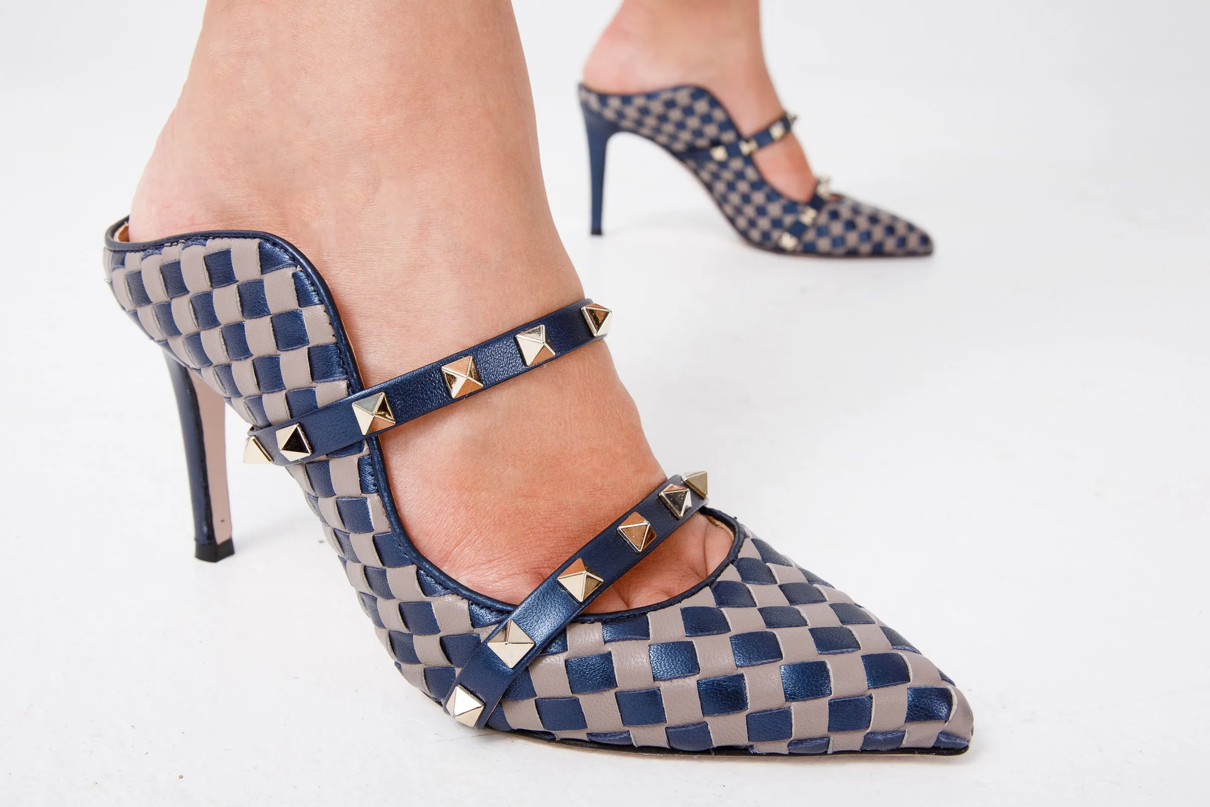 The Dosso Navy Blue Handwoven Pointy Toe Leather Women Sandal