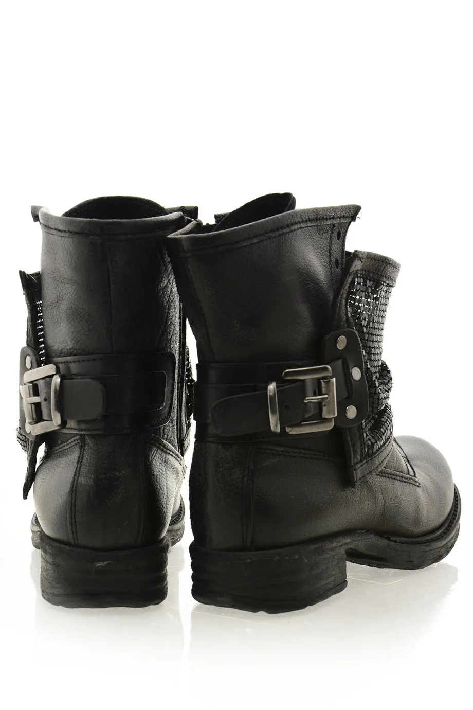 VERONIC Black Studded Boots